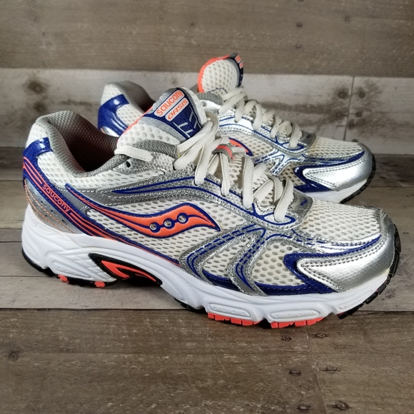 saucony oasis womens